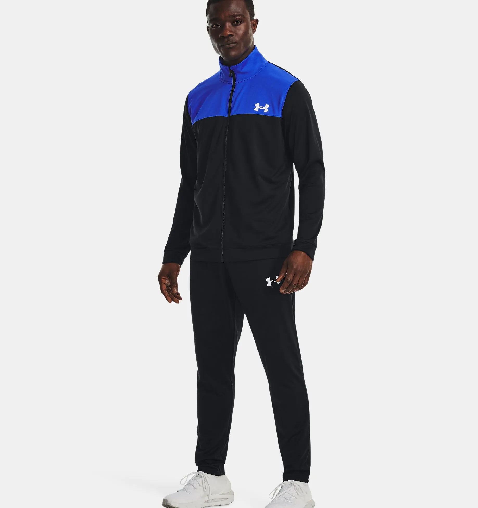 Conjunto deportivo UA para hombre image number 0