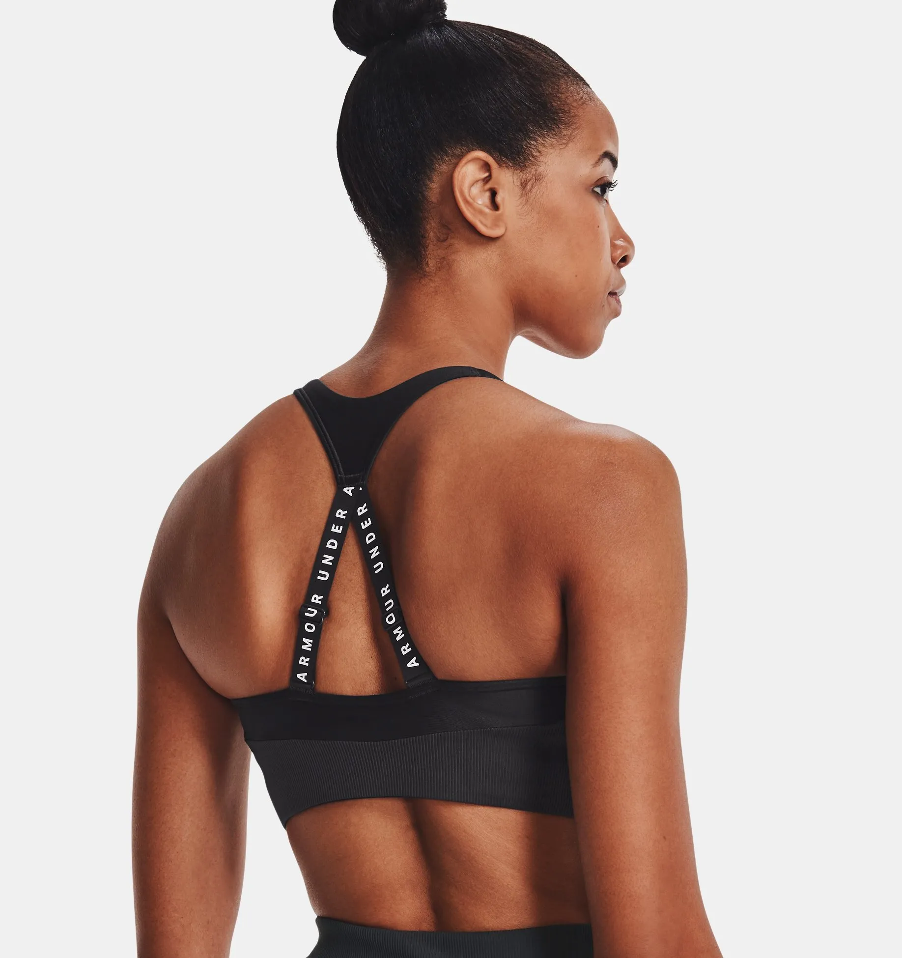 Bra deportivo UA Infinity Mid Rib para mujer image number 1