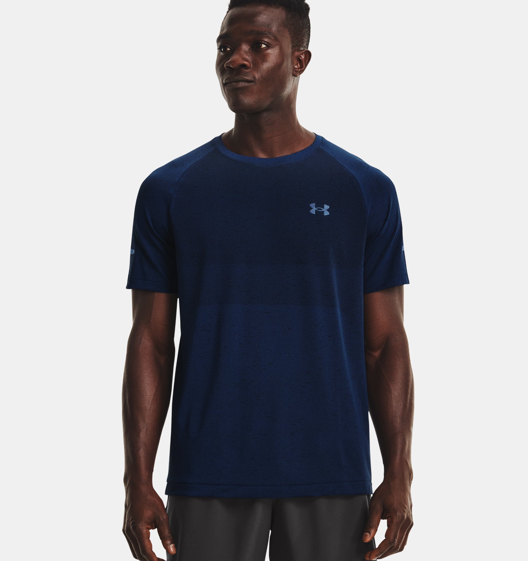 Remeras under armour hombre online
