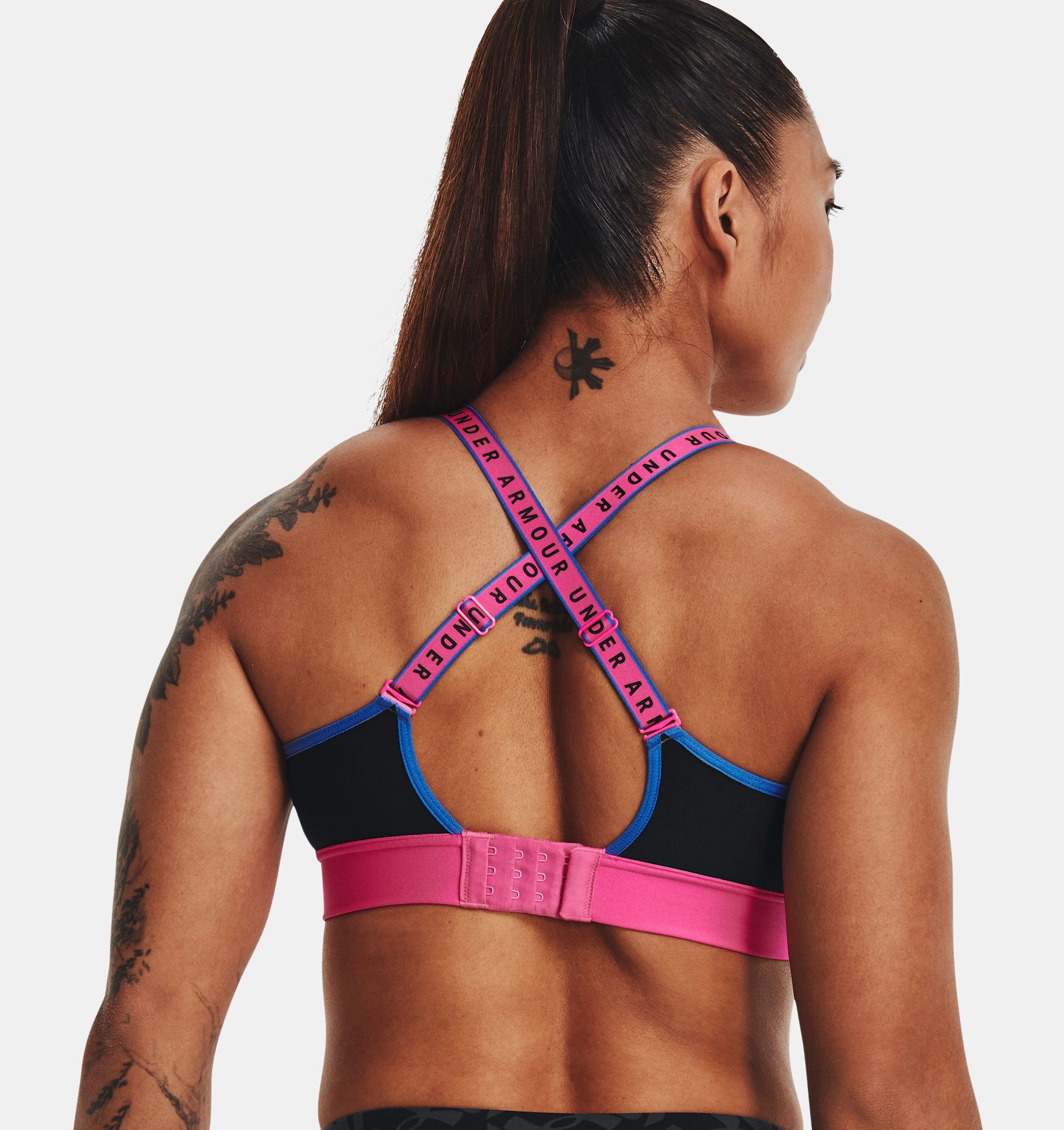 Bra deportivo UA Infinity Mid Blocked para mujer image number 1