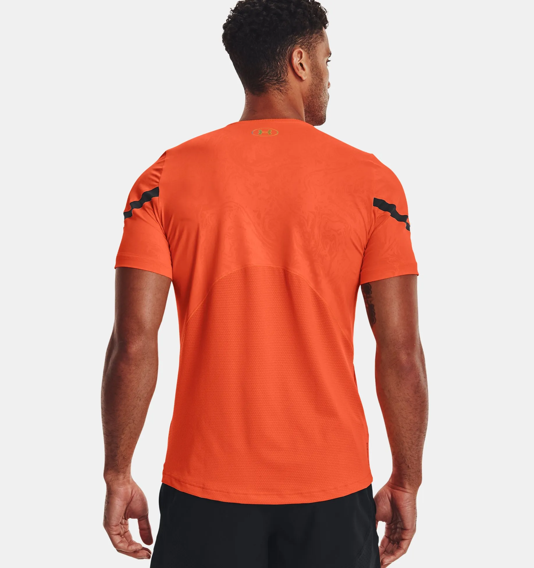 Remera manga corta UA RUSH™ 2.0 Emboss para hombre image number 2