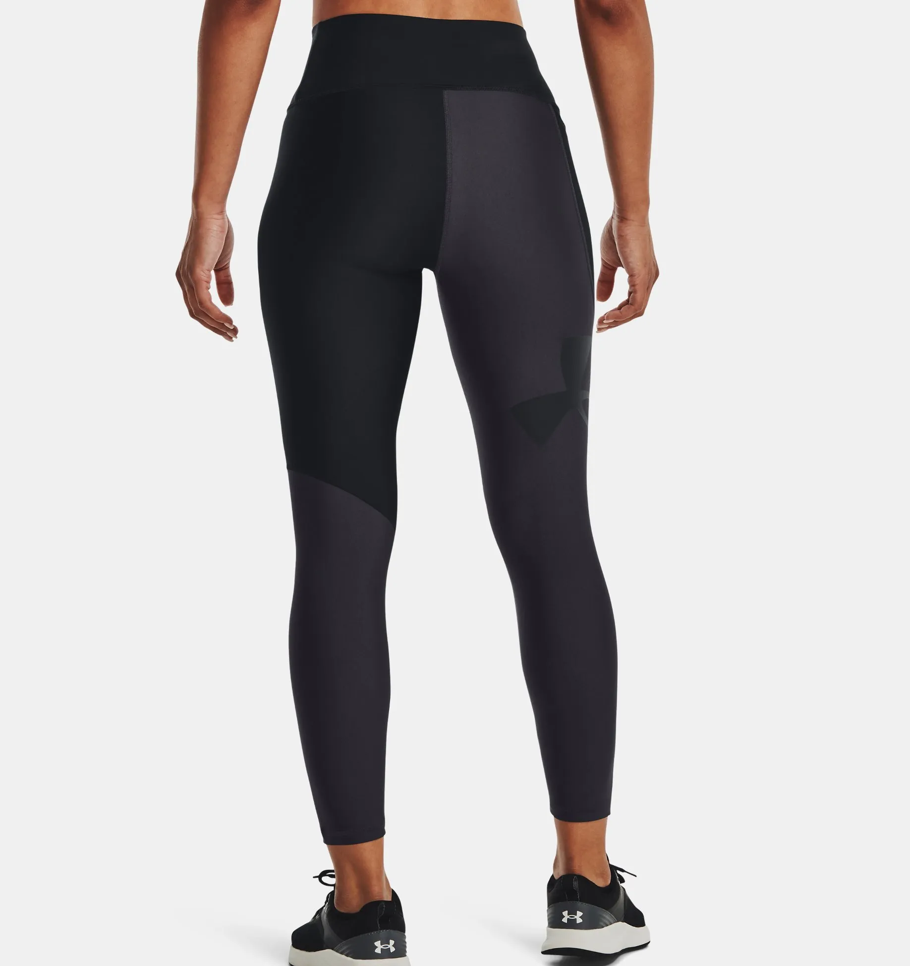 Calza de Entrenamiento HeatGear® Ankle para Mujer image number 1