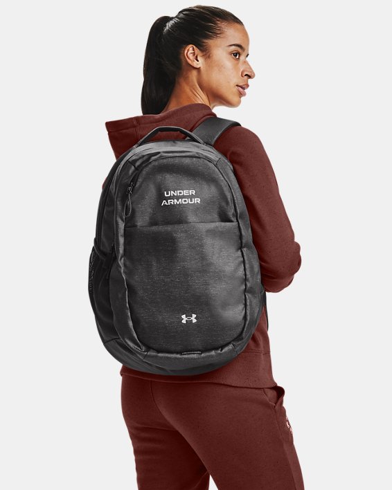 Mochila UA Hustle Signature para mujer