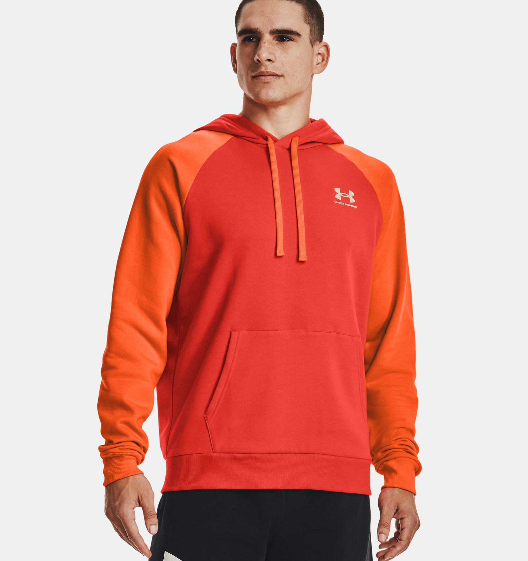 Buzo con capucha Under Armour Rival Fleece Colorblock Hoodie para hombre