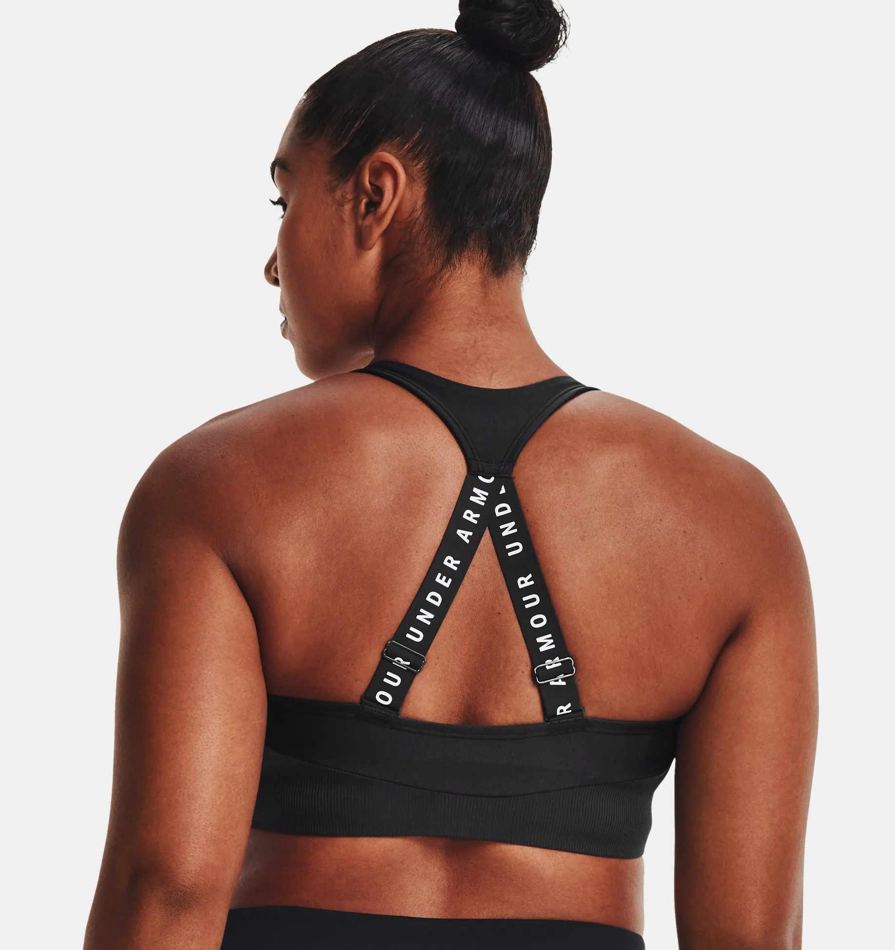 Bra deportivo UA Infinity Mid Rib para mujer image number 6