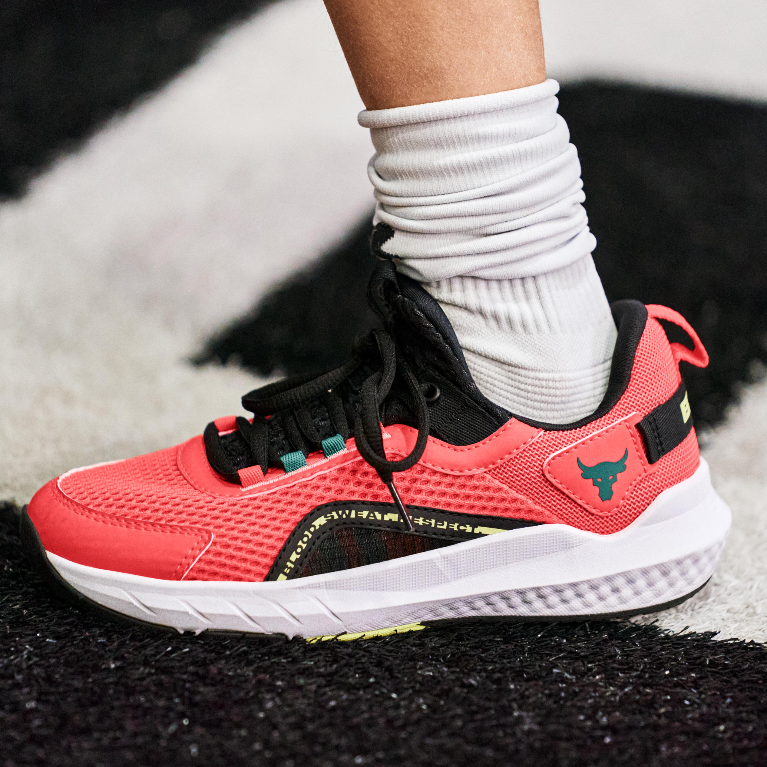 Zapatillas Running Under Armour Charged Quest Mujer Rosa