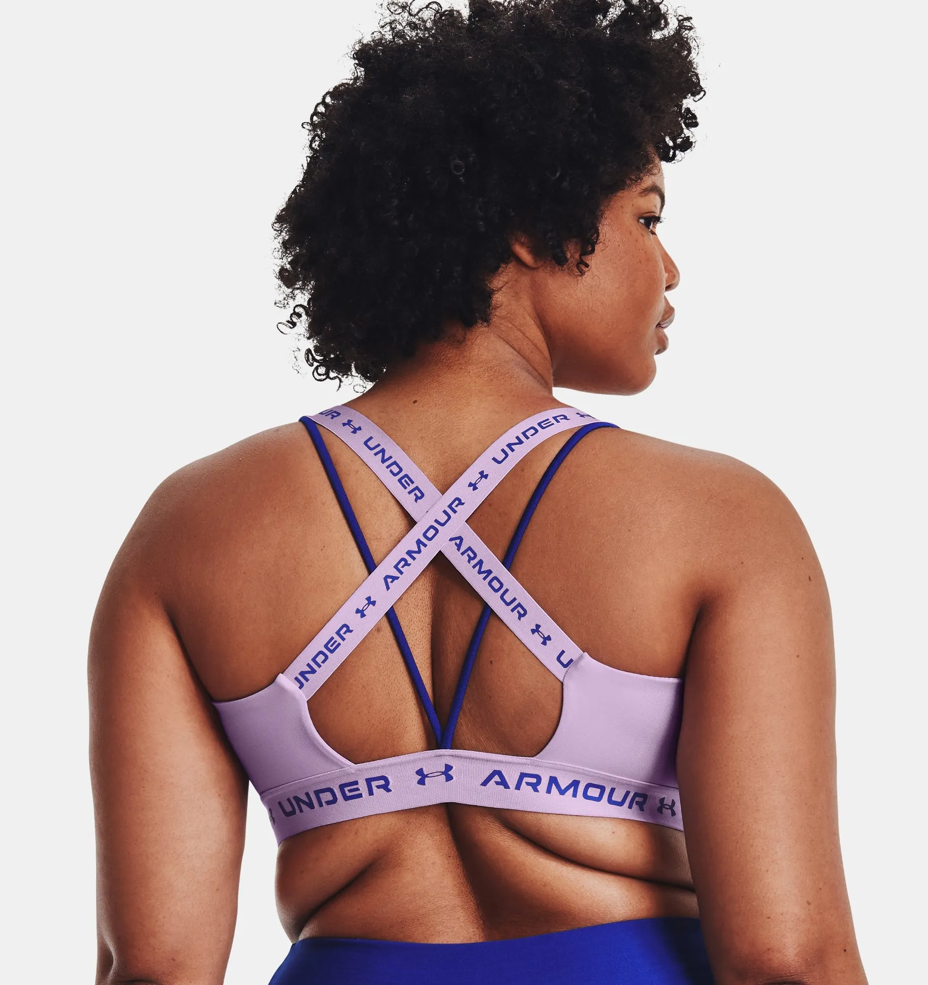 Bra deportivo UA Crossback Low para mujer image number 6