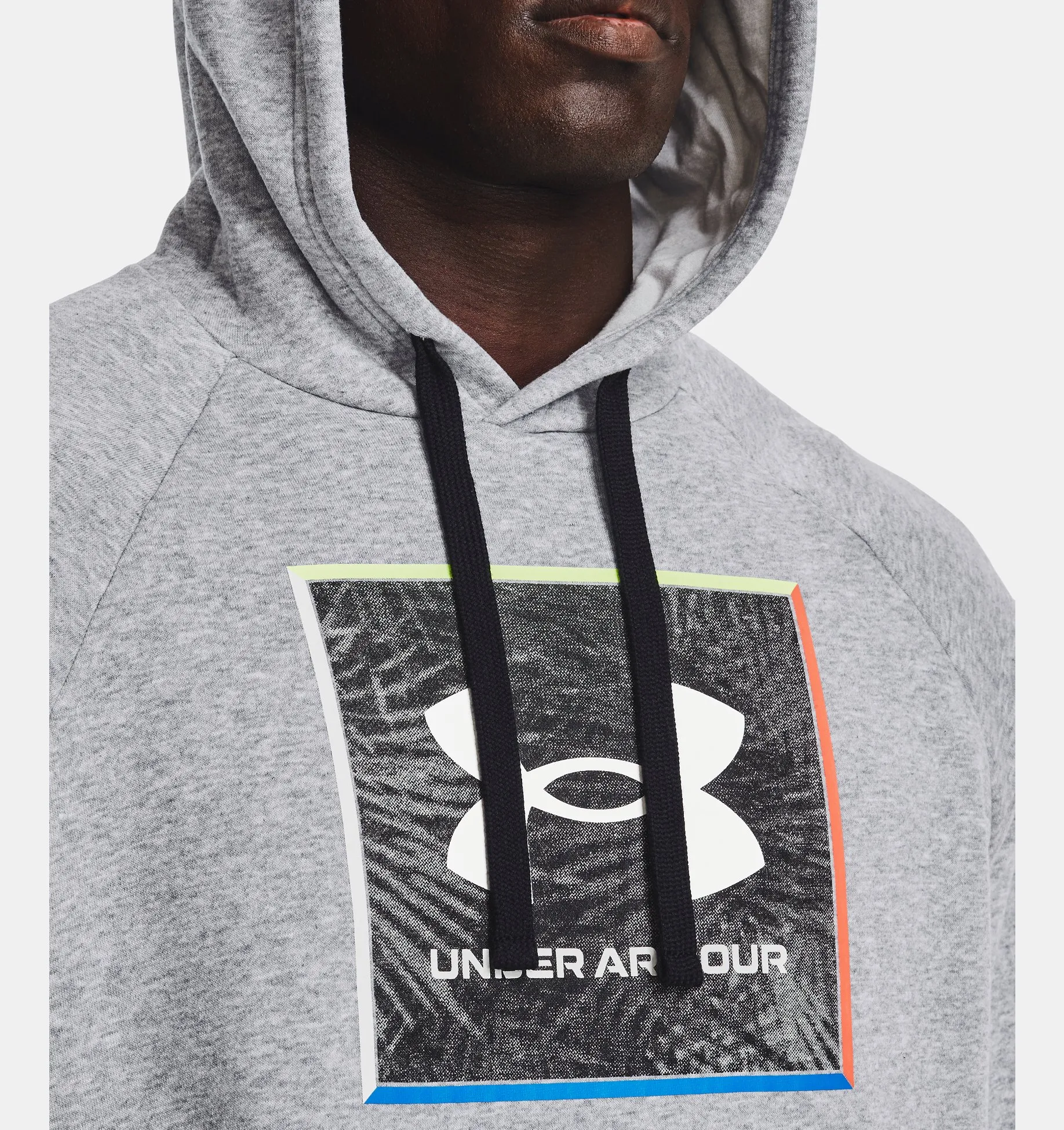 Buzo con capucha Under Armour Rival Fleece Graphic para hombre image number 3