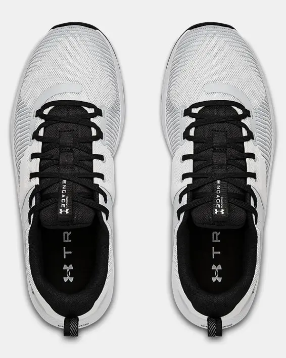 Zapatillas de entrenamiento Under Armour Charged Engage para hombre image number 2