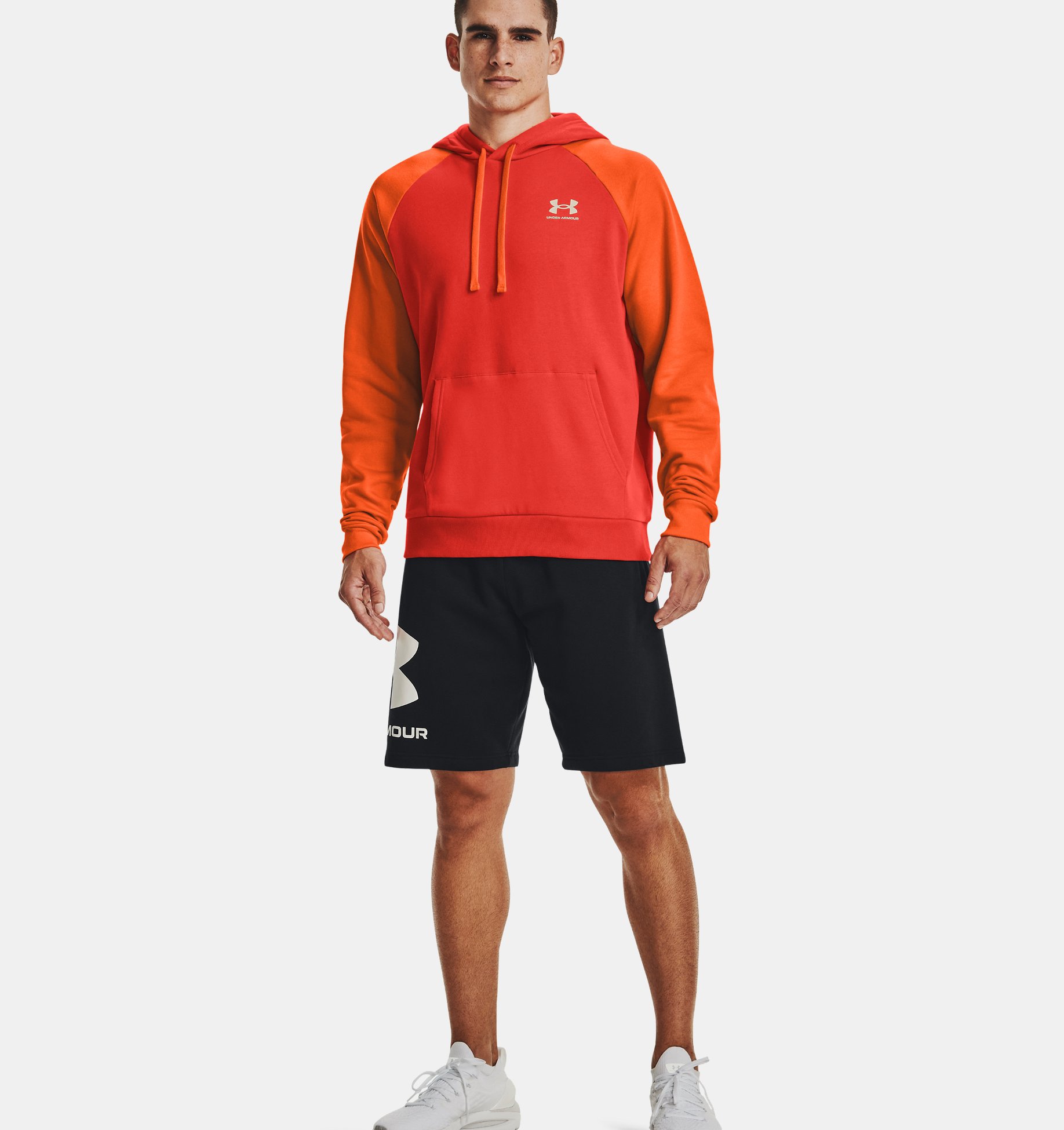 Buzo con capucha UA Rival Fleece Colorblock Hoodie para hombre image number 2