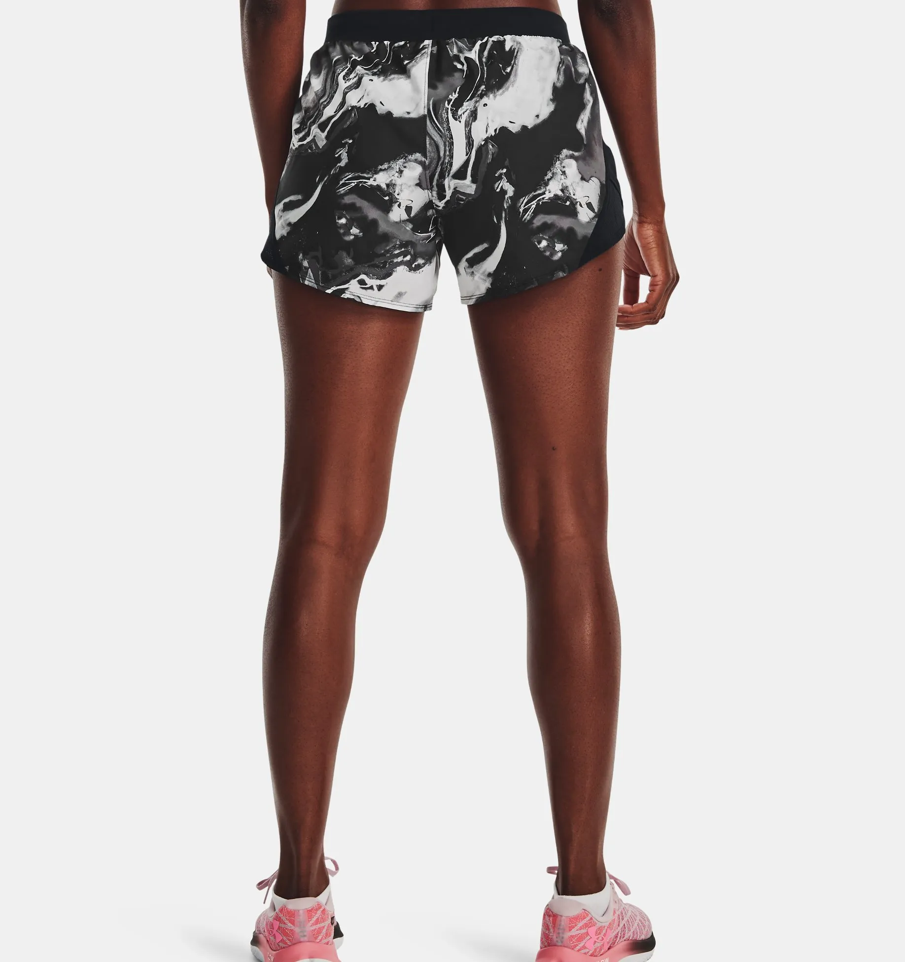 Short UA Fly By Anywhere para Mujer image number 1
