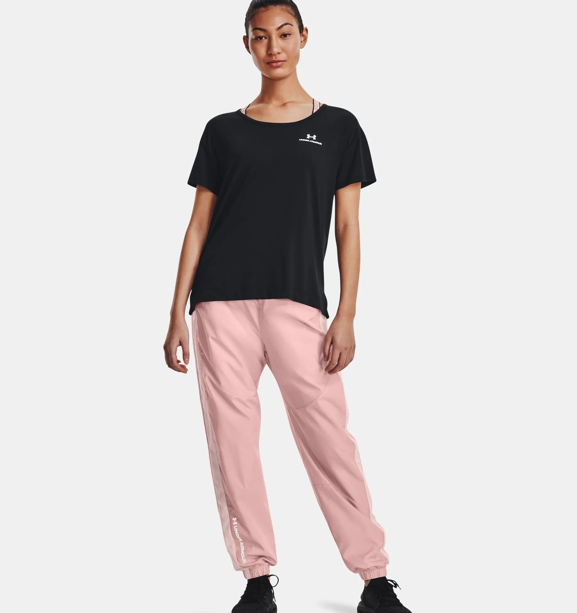 Pantalon de entrenamiento UA Rush Woven para mujer image number 2