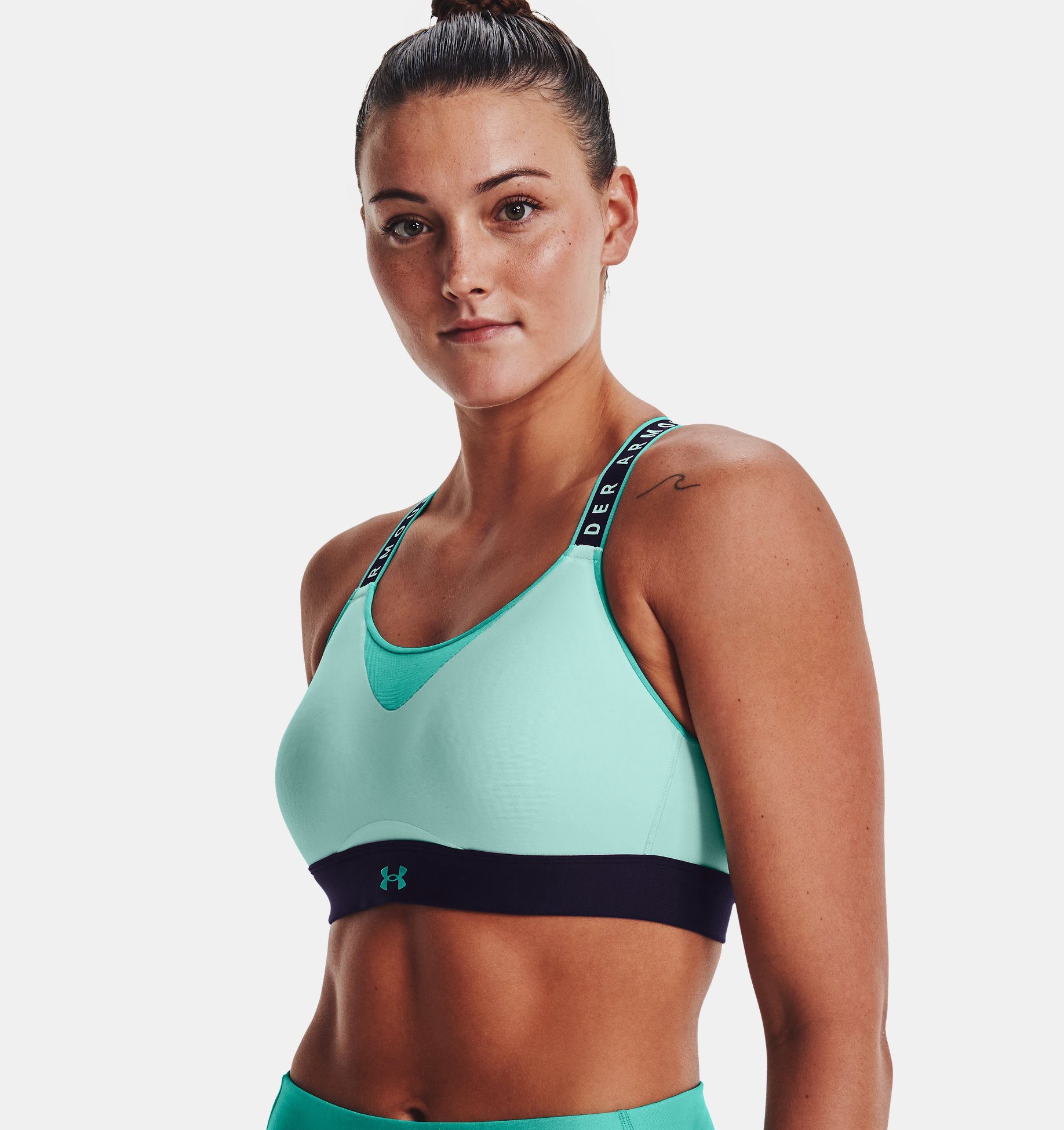 Bra deportivo UA Infinity High Blocked para mujer image number 2