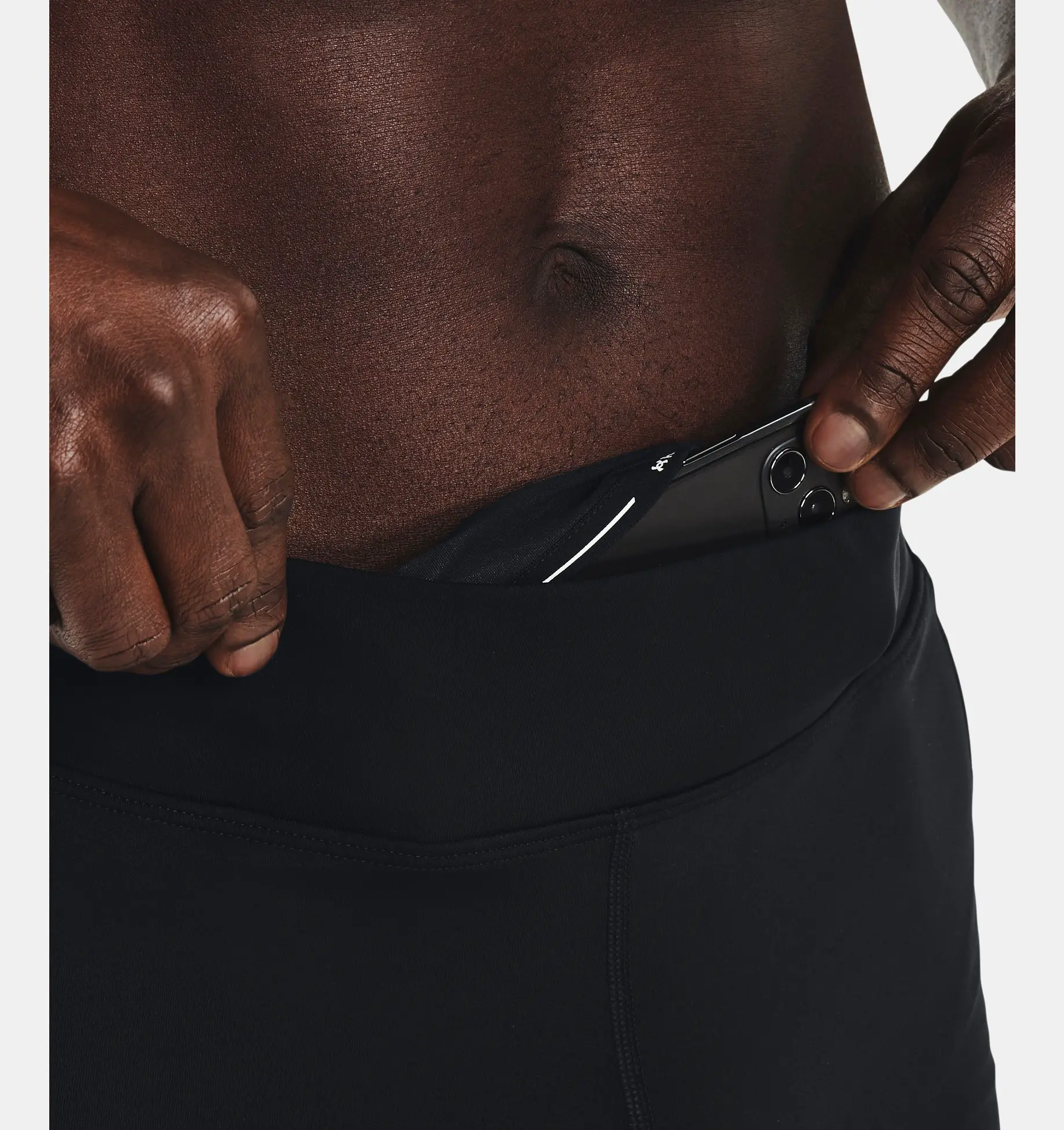 UA SPEEDPOCKET HALF TIGHT-BLK image number 5