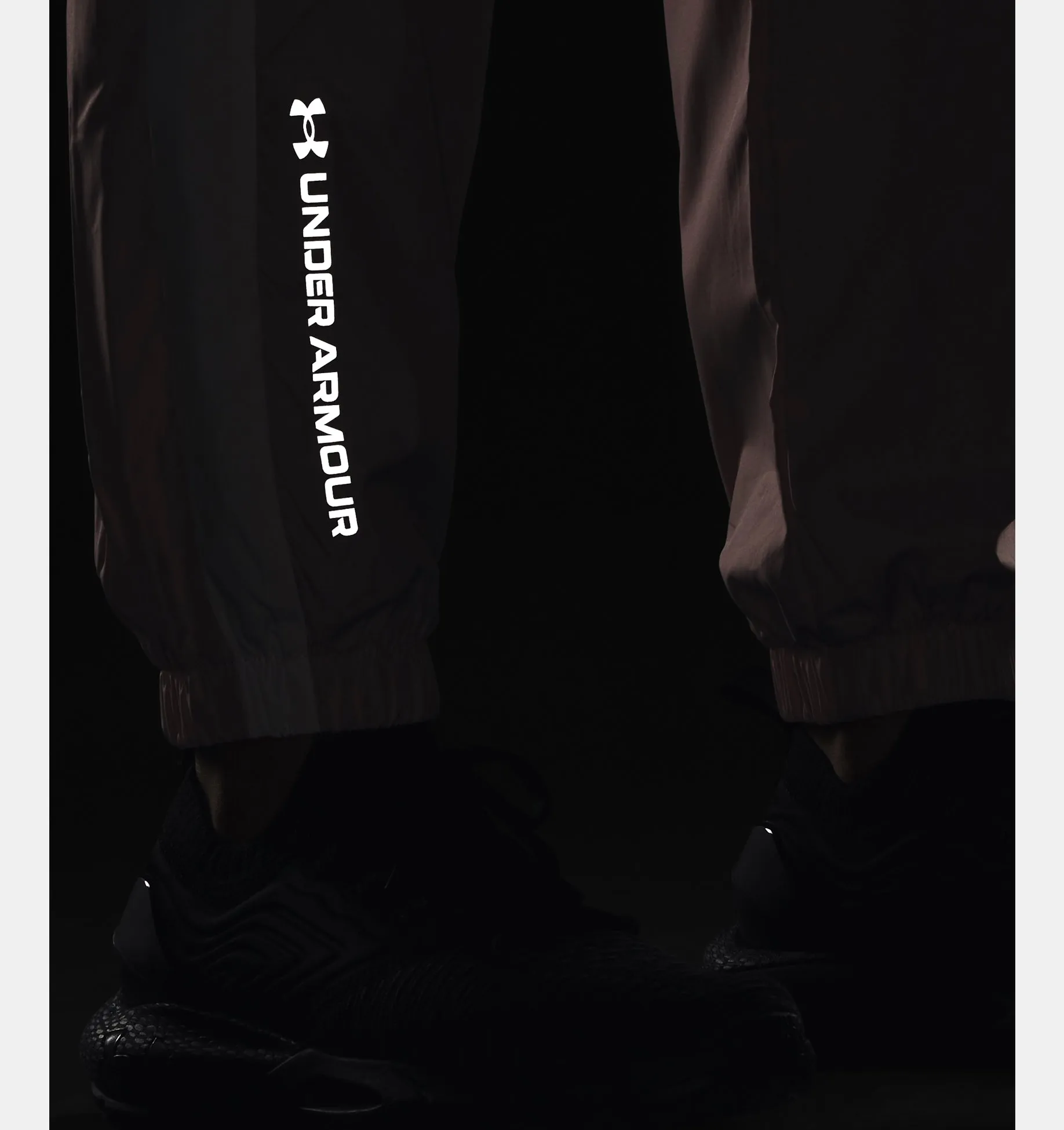 Pantalon de entrenamiento UA Rush Woven para mujer image number 3
