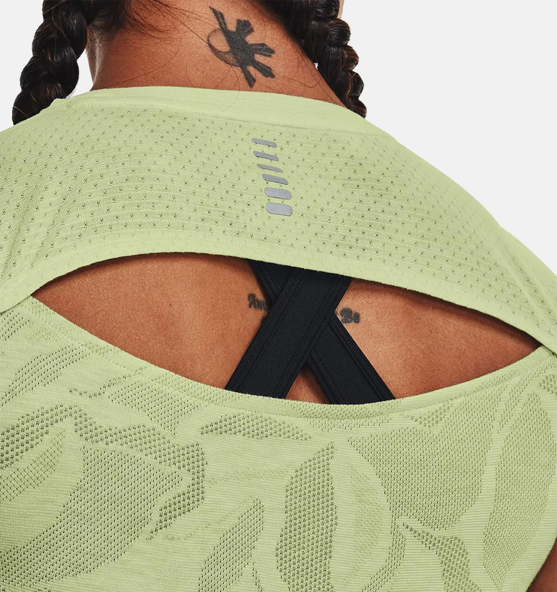Remera UA Streaker Jacquard para mujer image number 4
