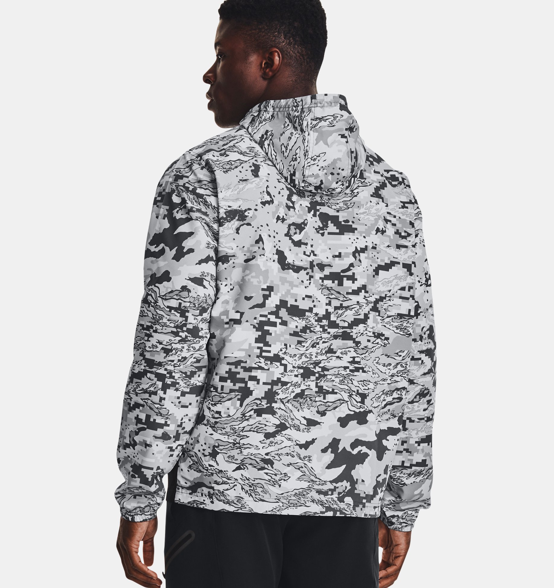 Rompeviento UA SPORTSTYLE CAMO para hombre image number 1