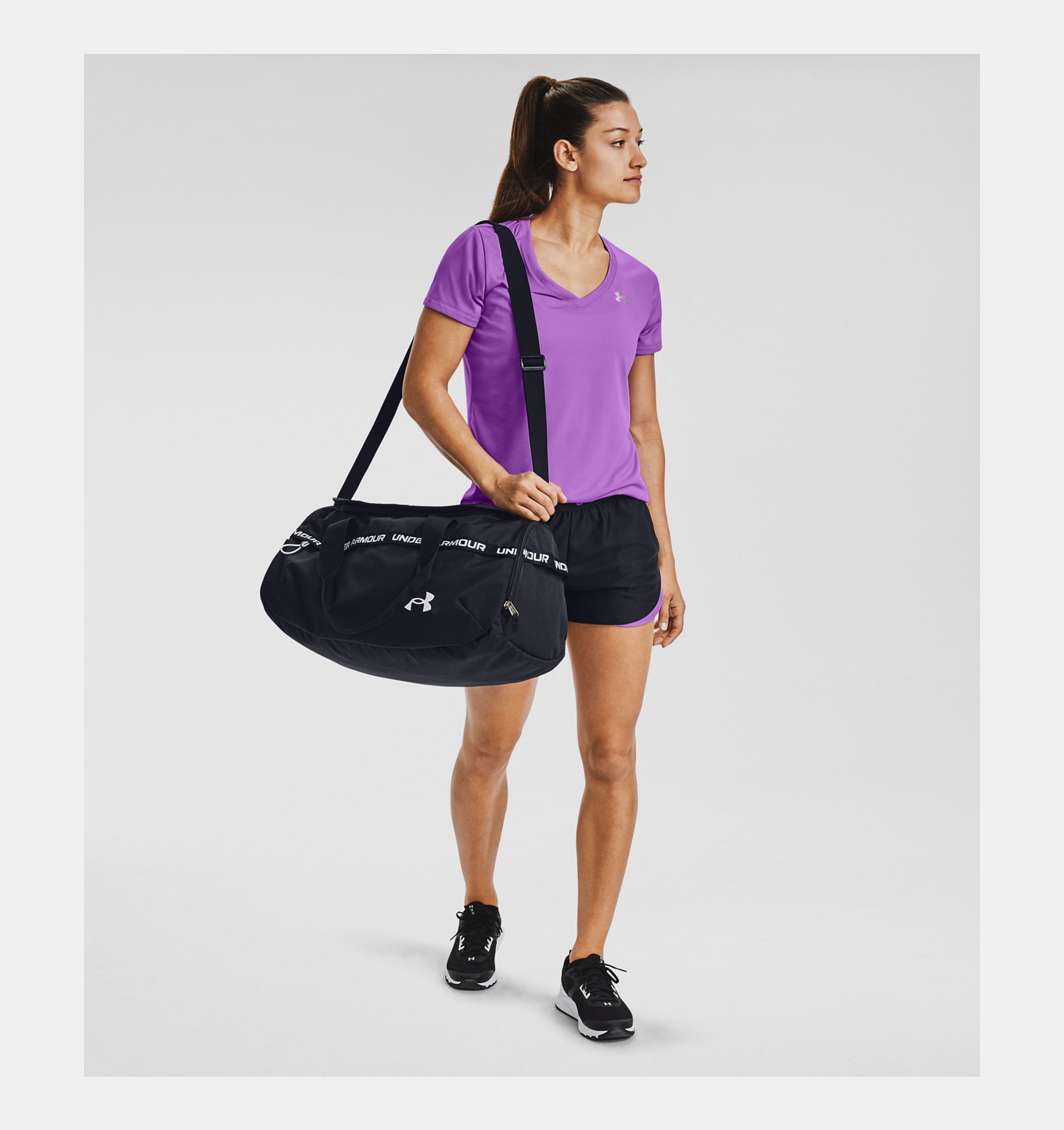 Bolso deportivo pequeño UA Undeniable Signature image number 6
